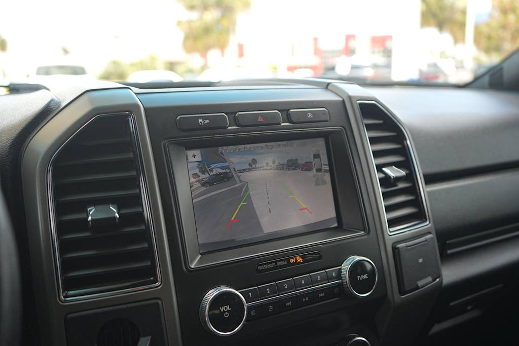 Thumbnail: 2019 Ford Expedition - 26