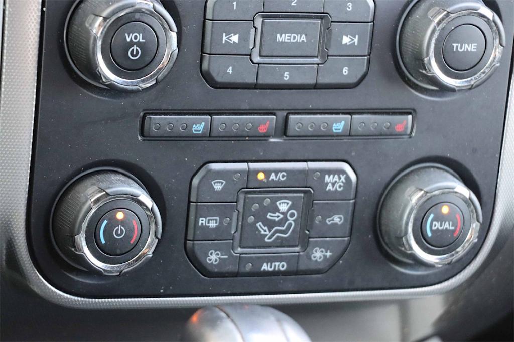 Thumbnail: 2016 Ford Expedition - 23