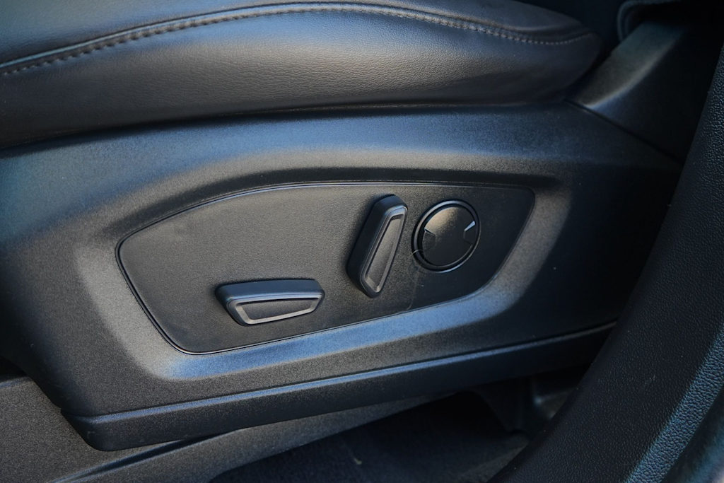 Thumbnail: 2022 Ford Explorer - 21