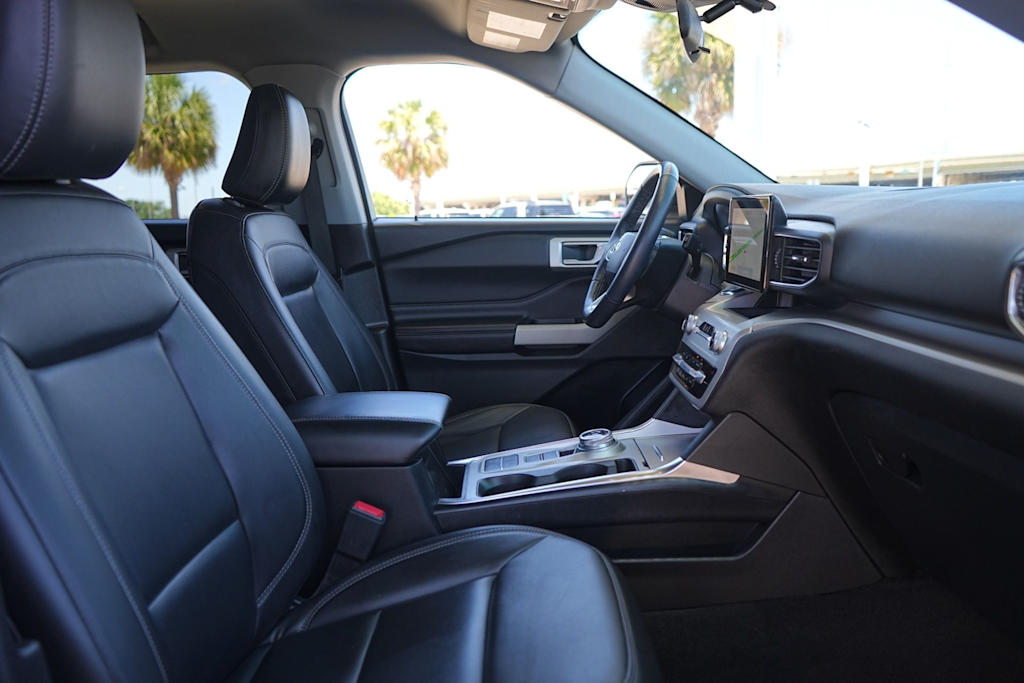 Thumbnail: 2022 Ford Explorer - 12