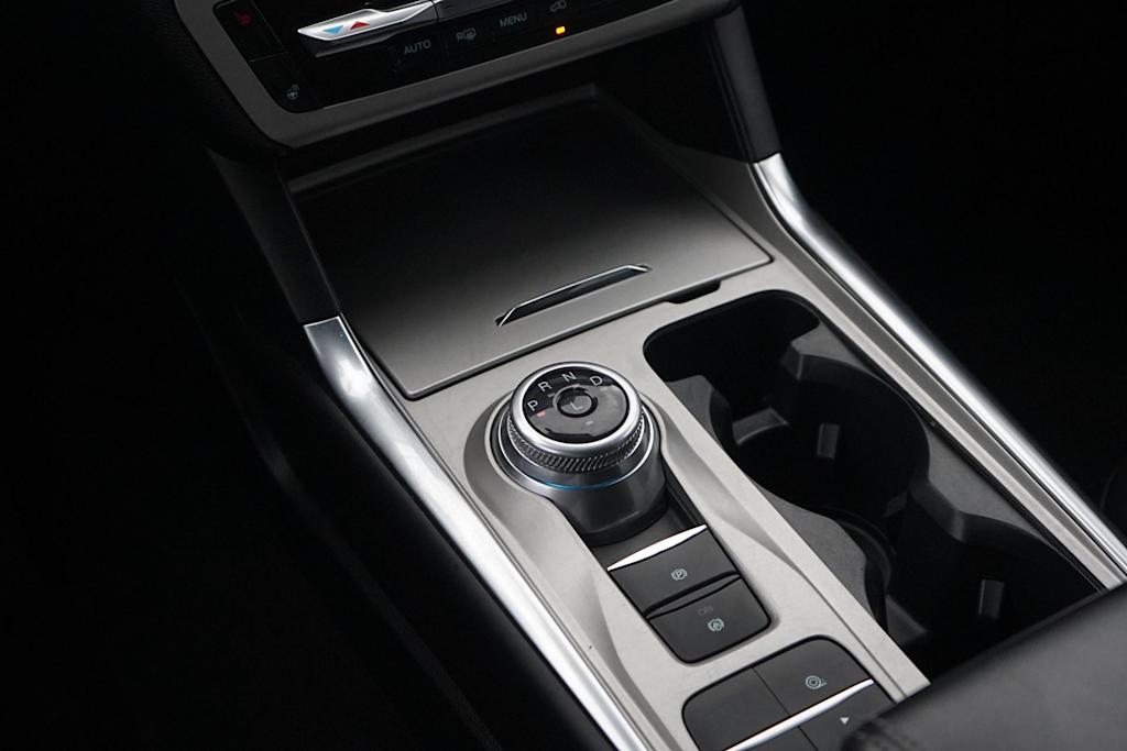 Thumbnail: 2023 Ford Explorer - 16