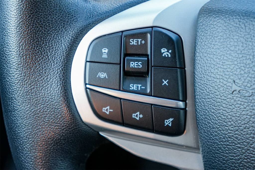 Thumbnail: 2023 Ford Explorer - 26