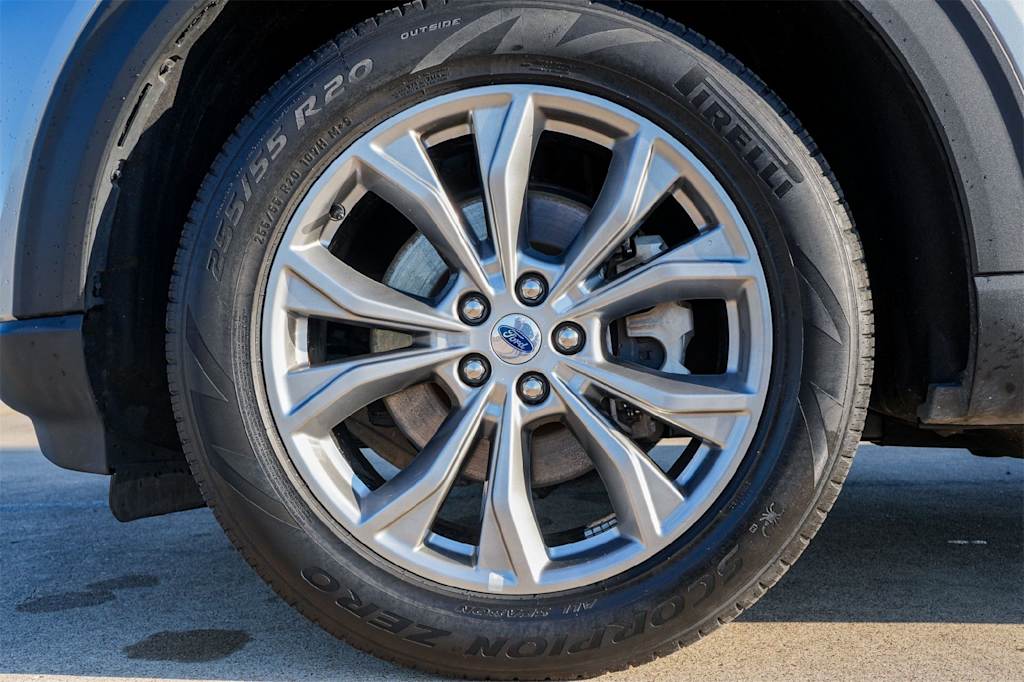 Thumbnail: 2023 Ford Explorer - 8