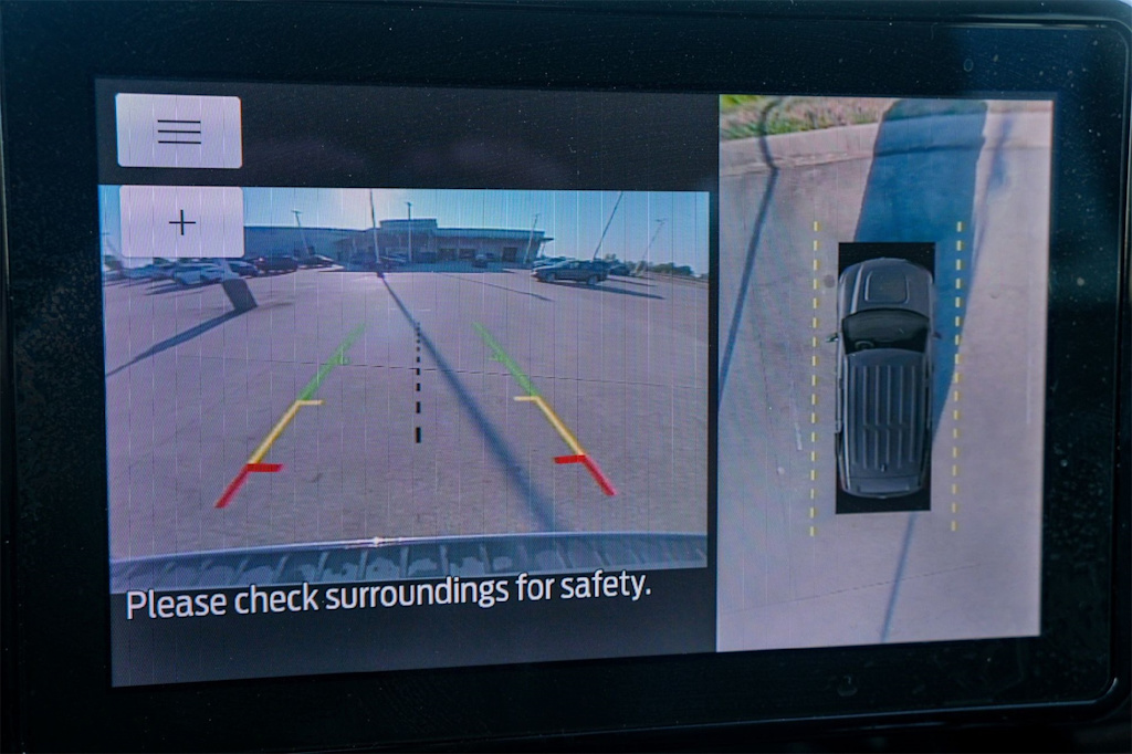 Thumbnail: 2023 Ford Explorer - 25