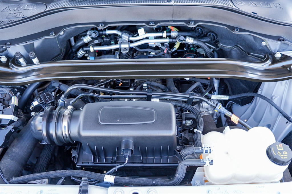 Thumbnail: 2023 Ford Explorer - 9