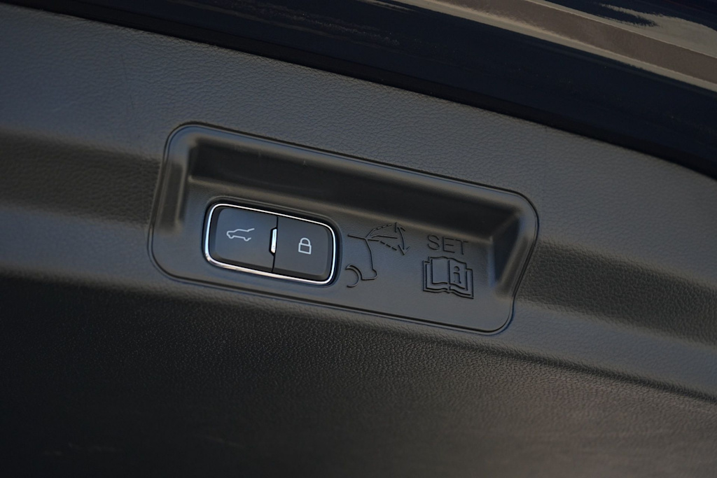 Thumbnail: 2024 Ford Explorer - 29