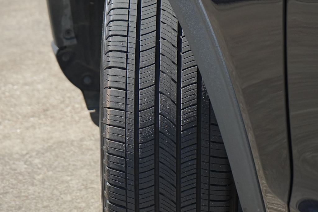 Thumbnail: 2024 Ford Explorer - 20