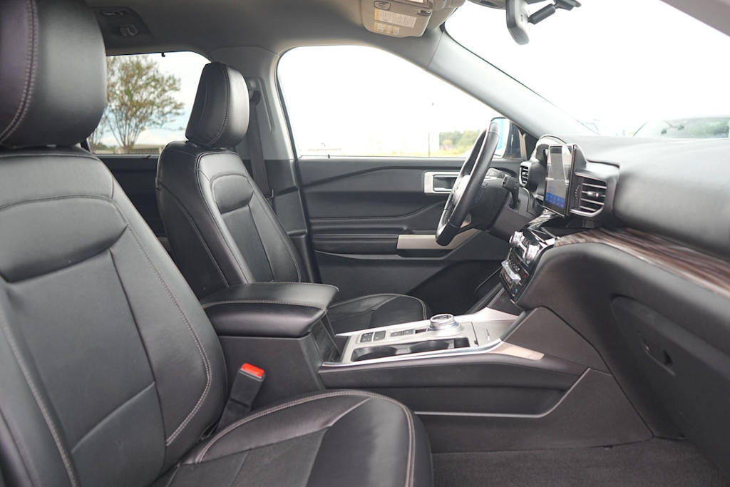 Thumbnail: 2023 Ford Explorer - 12