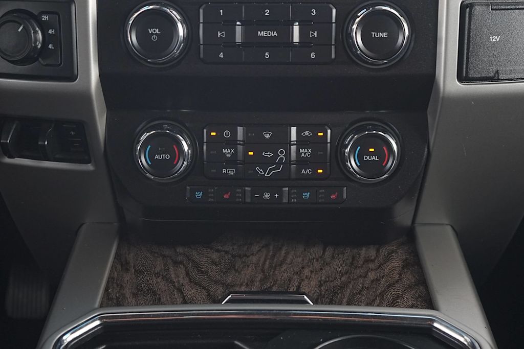 Thumbnail: 2019 Ford F-250 - 24