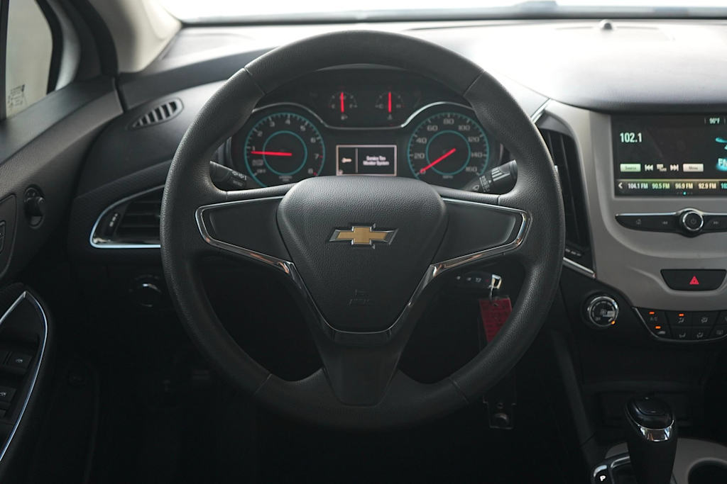 Thumbnail: 2018 Chevrolet Cruze - 14