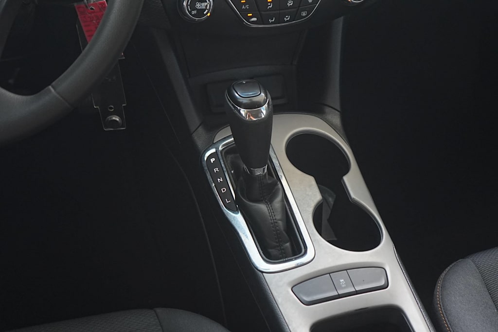 Thumbnail: 2018 Chevrolet Cruze - 16