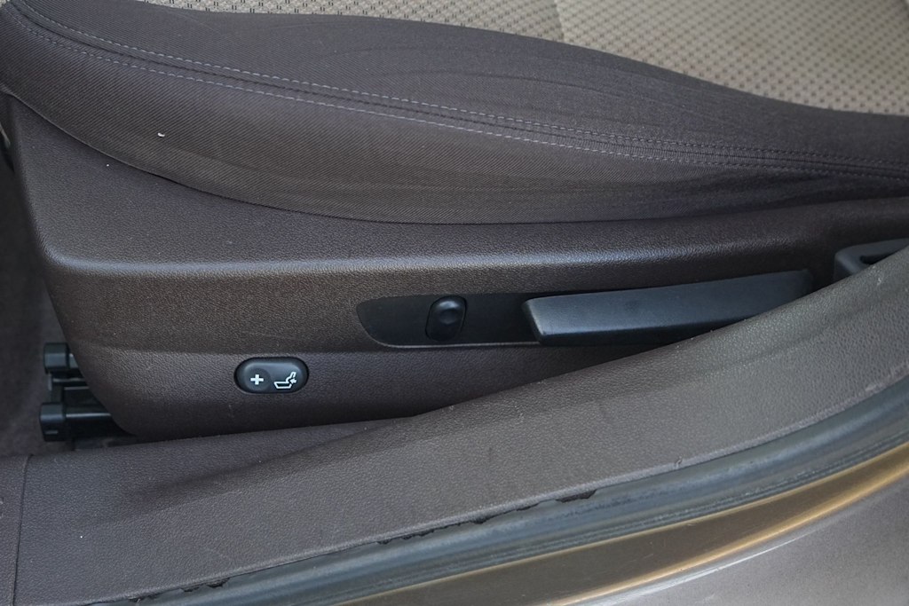 Thumbnail: 2010 Chevrolet Malibu - 20