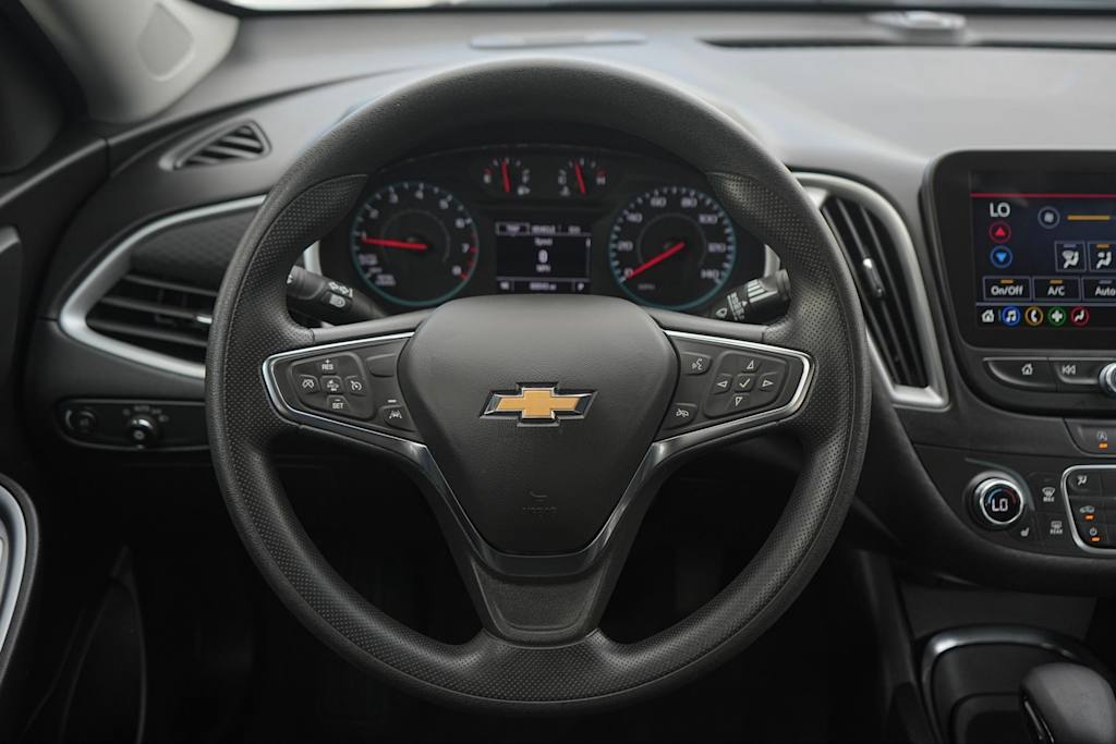 Thumbnail: 2024 Chevrolet Malibu - 13