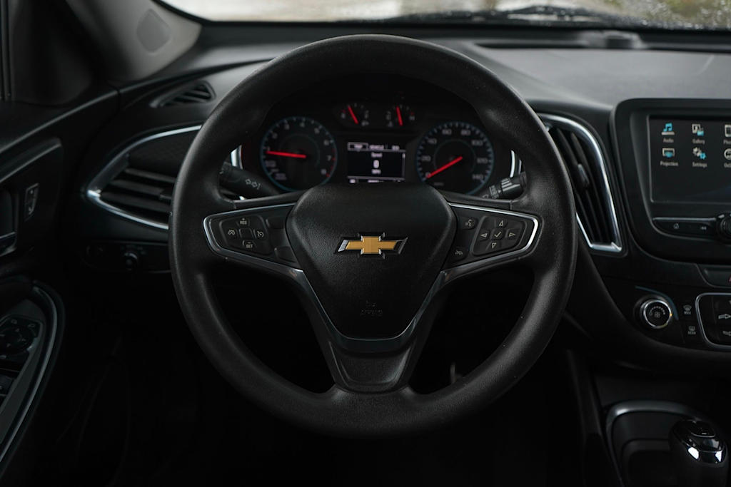 Thumbnail: 2018 Chevrolet Malibu - 13
