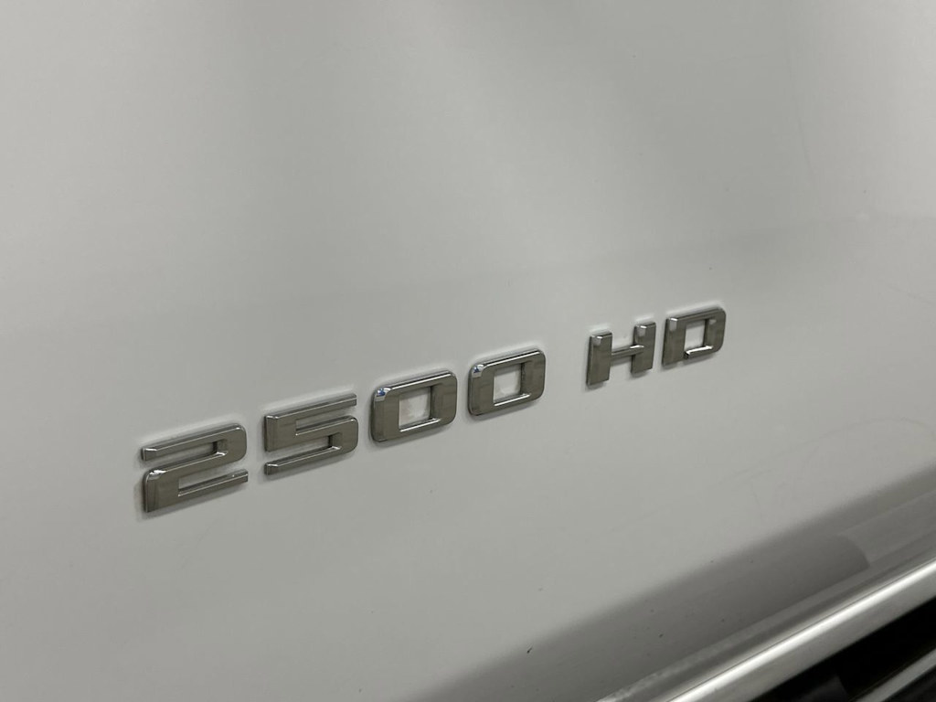 Thumbnail: 2024 Chevrolet Silverado 2500 - 3