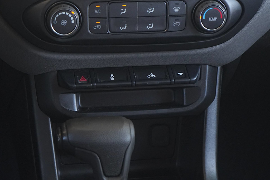 Thumbnail: 2020 Chevrolet Colorado - 24