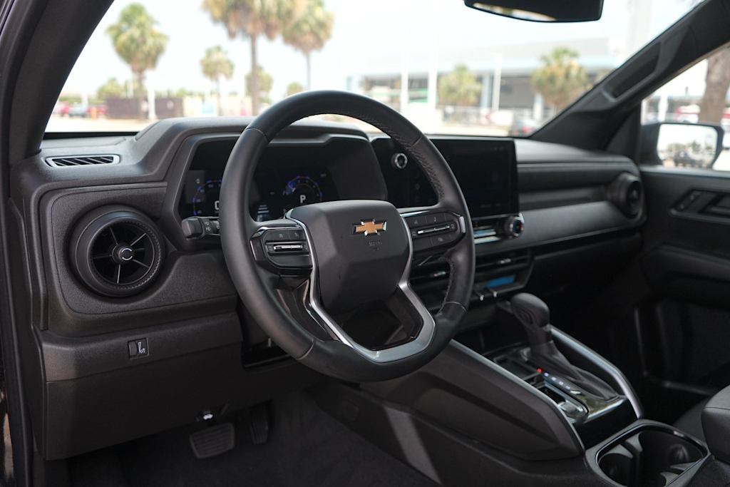 Thumbnail: 2025 Chevrolet Colorado - 2