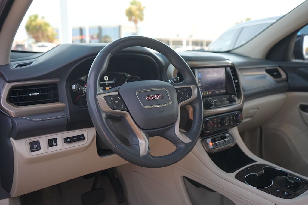 Thumbnail: 2023 GMC Acadia - 2
