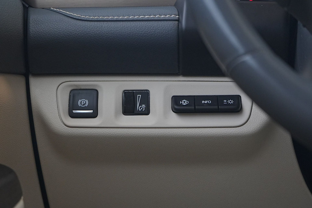 Thumbnail: 2023 GMC Acadia - 25