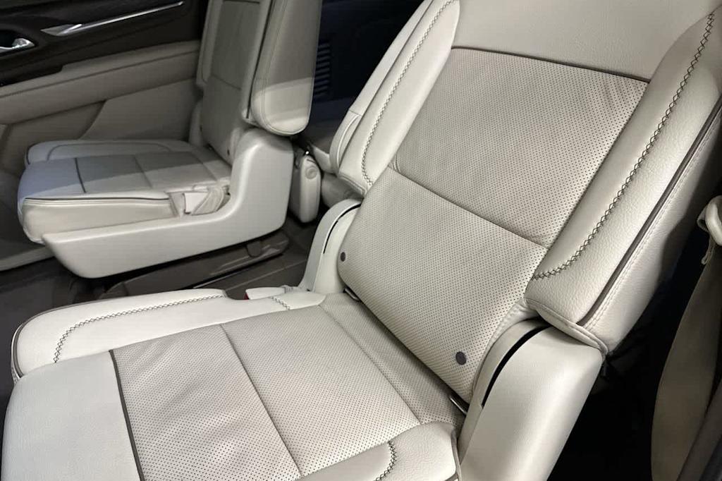 Thumbnail: 2021 GMC Yukon XL - 7