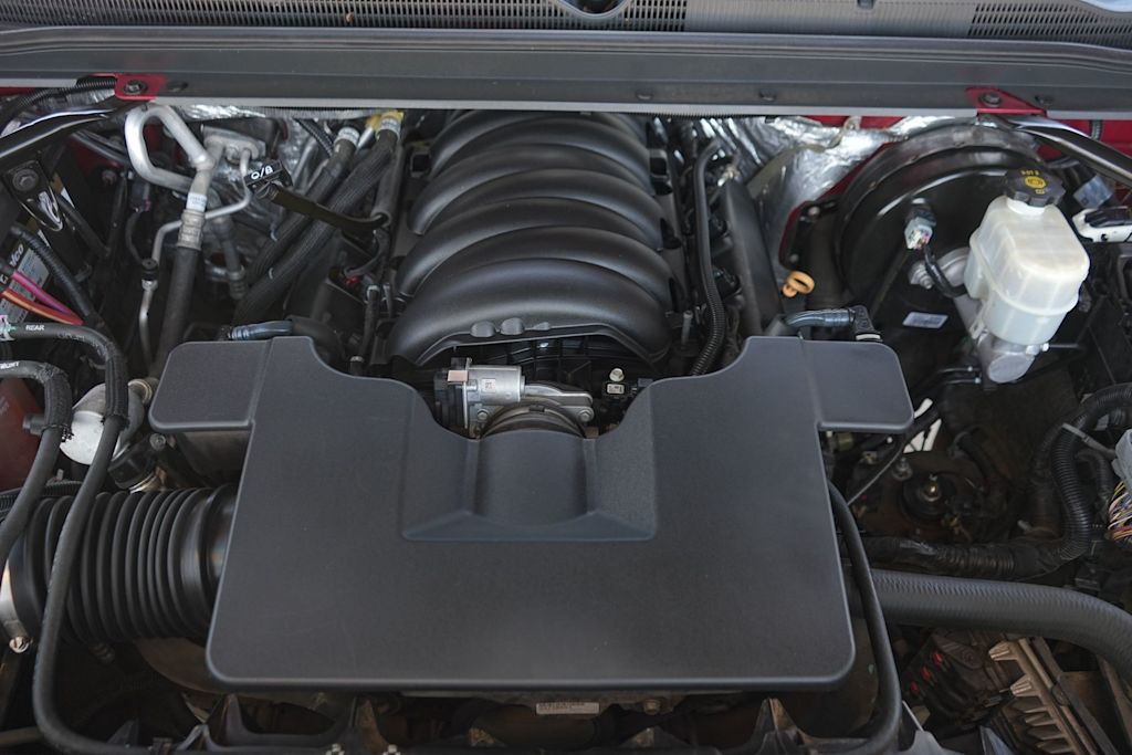 Thumbnail: 2015 Chevrolet Tahoe - 9
