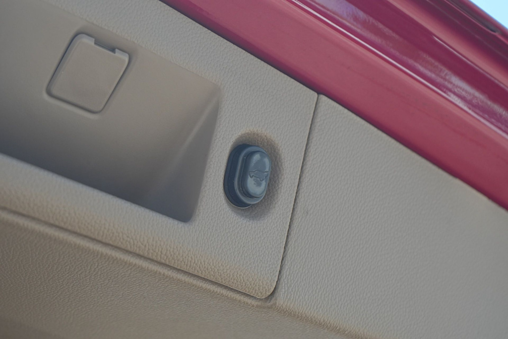Thumbnail: 2015 Chevrolet Tahoe - 28