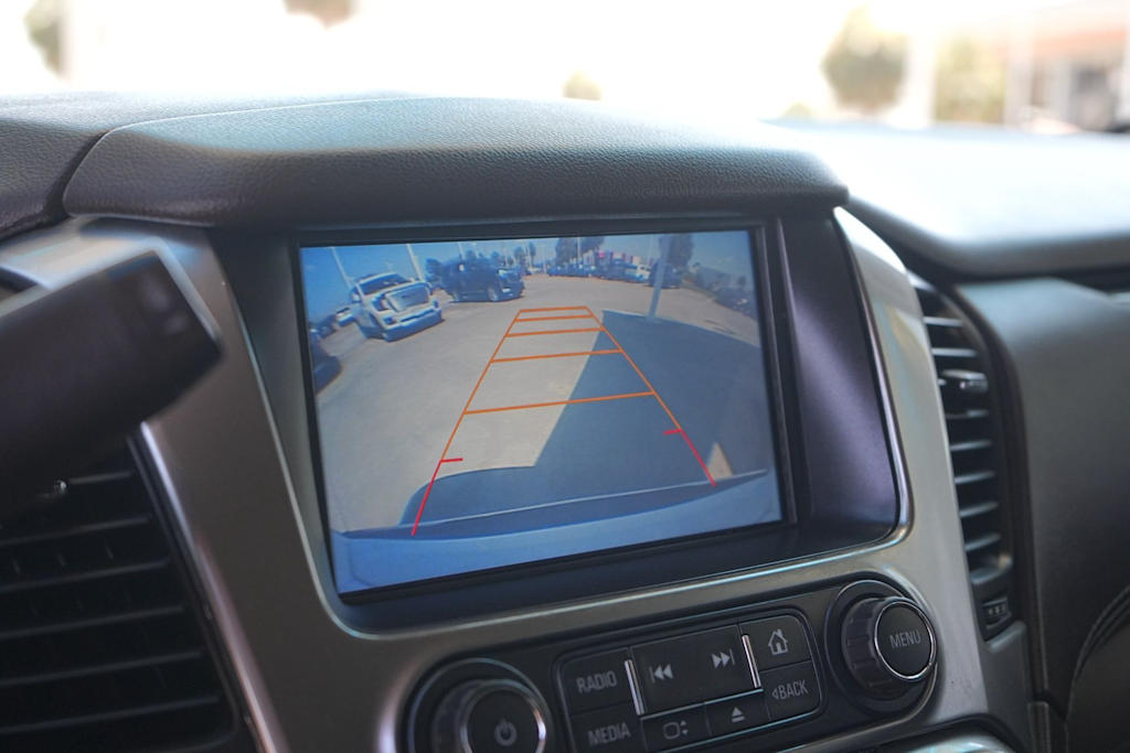Thumbnail: 2016 Chevrolet Suburban - 25
