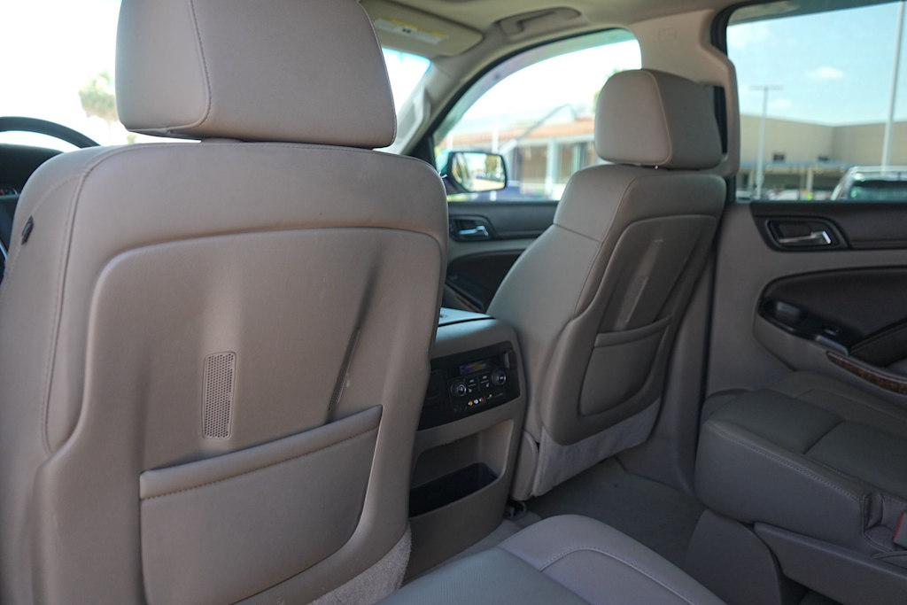 Thumbnail: 2016 Chevrolet Suburban - 13