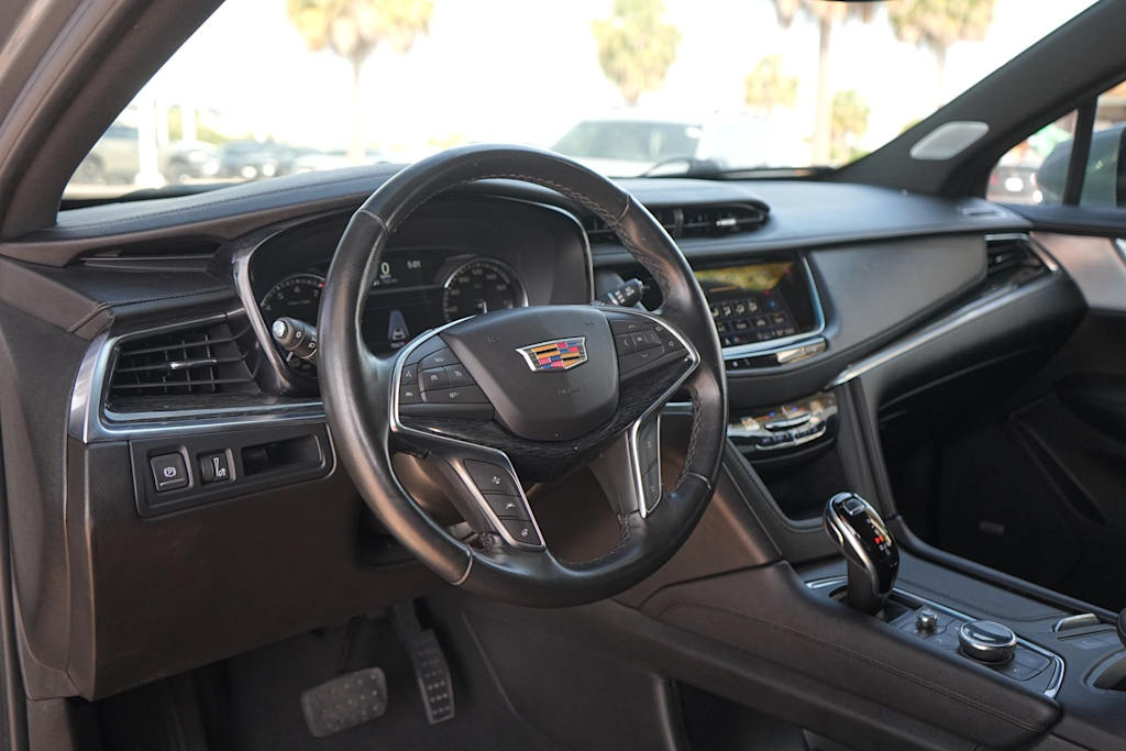 Thumbnail: 2023 Cadillac XT5 - 2