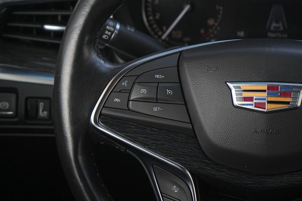 Thumbnail: 2023 Cadillac XT5 - 22