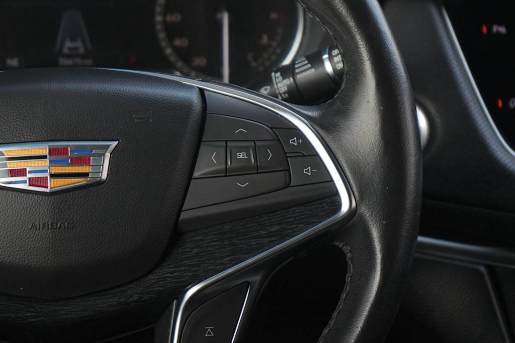 Thumbnail: 2023 Cadillac XT5 - 23