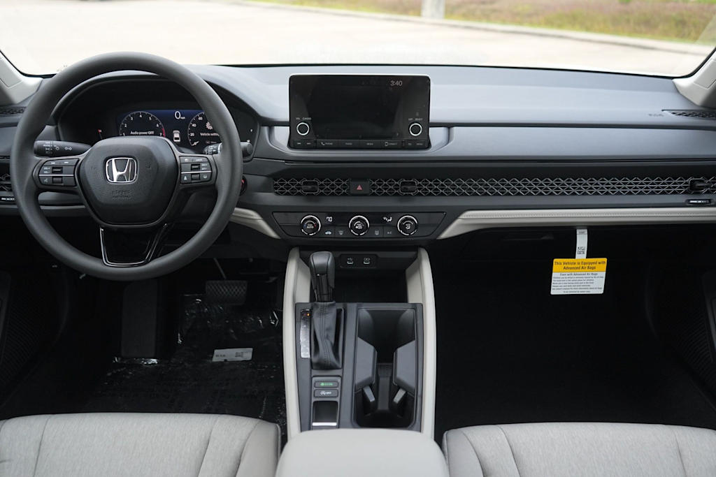 Thumbnail: 2025 Honda Accord - 10