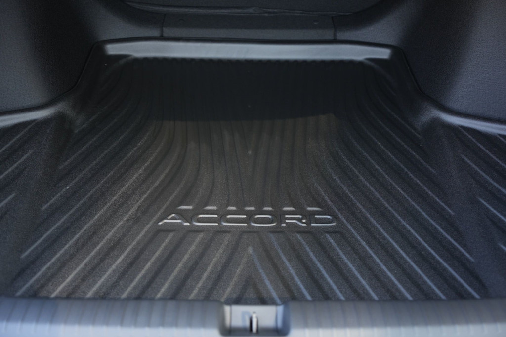 Thumbnail: 2025 Honda Accord - 18