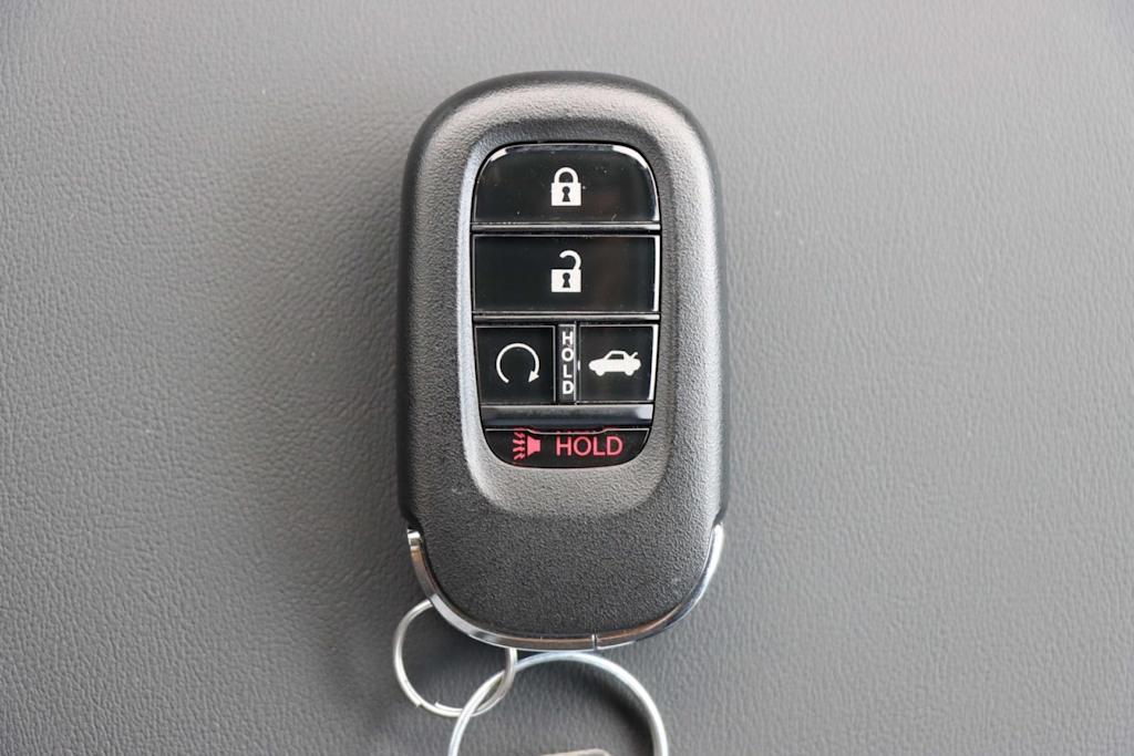 2025 Honda Accord LX 17