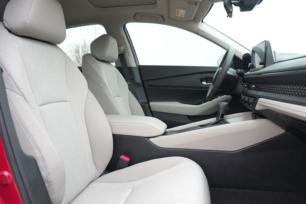 Thumbnail: 2025 Honda Accord - 12