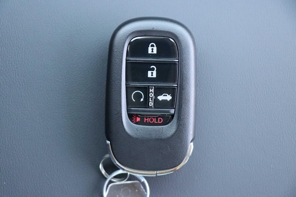2025 Honda Accord SE 17
