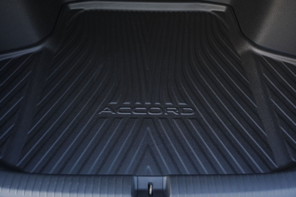 2025 Honda Accord Hybrid Sport - Photo 18