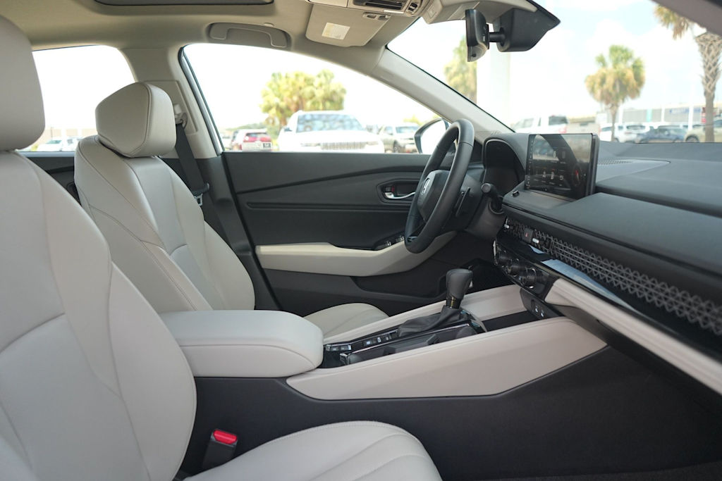 Thumbnail: 2026 Honda Accord - 12