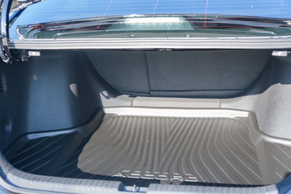 Thumbnail: 2025 Honda Accord - 18