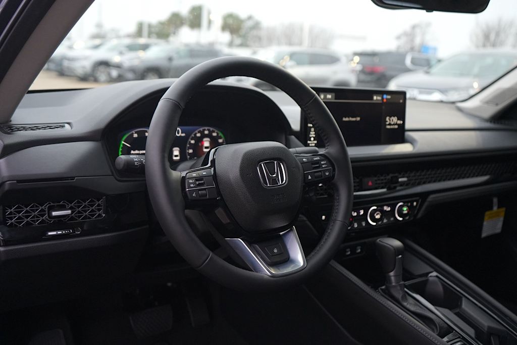 2025 Honda Accord - Image 3