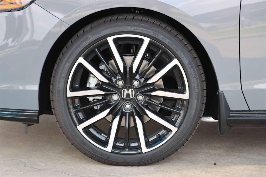 Thumbnail: 2025 Honda Accord - 8