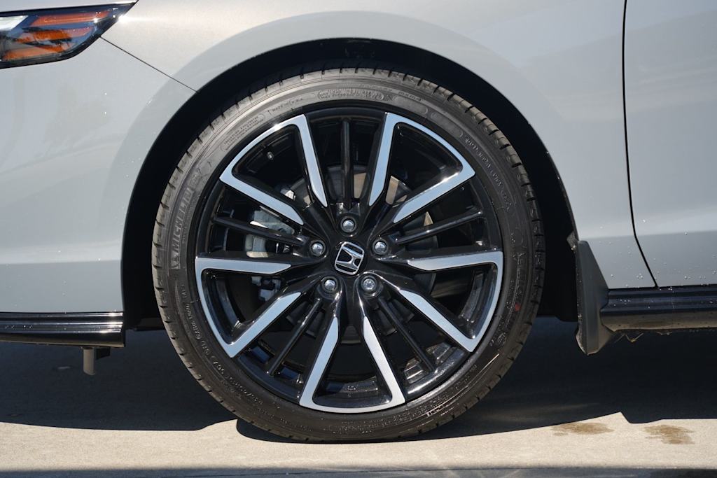 Thumbnail: 2025 Honda Accord - 8