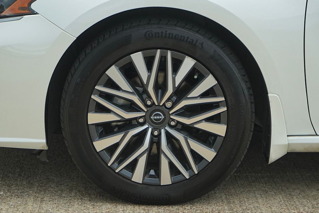 Thumbnail: 2024 Nissan Altima - 7