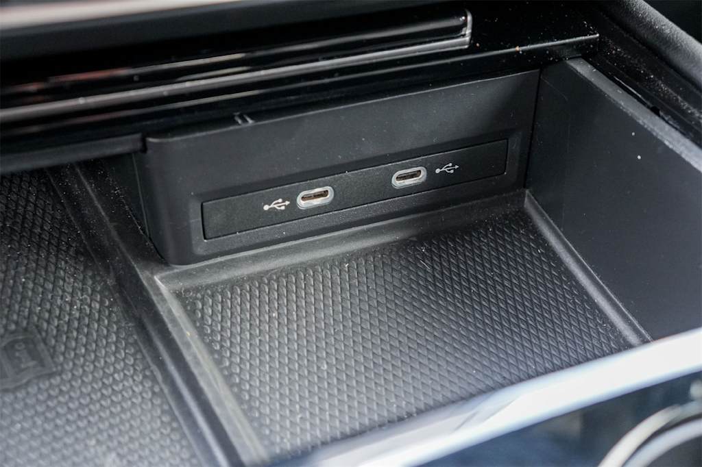 Thumbnail: 2024 Volkswagen Atlas - 24