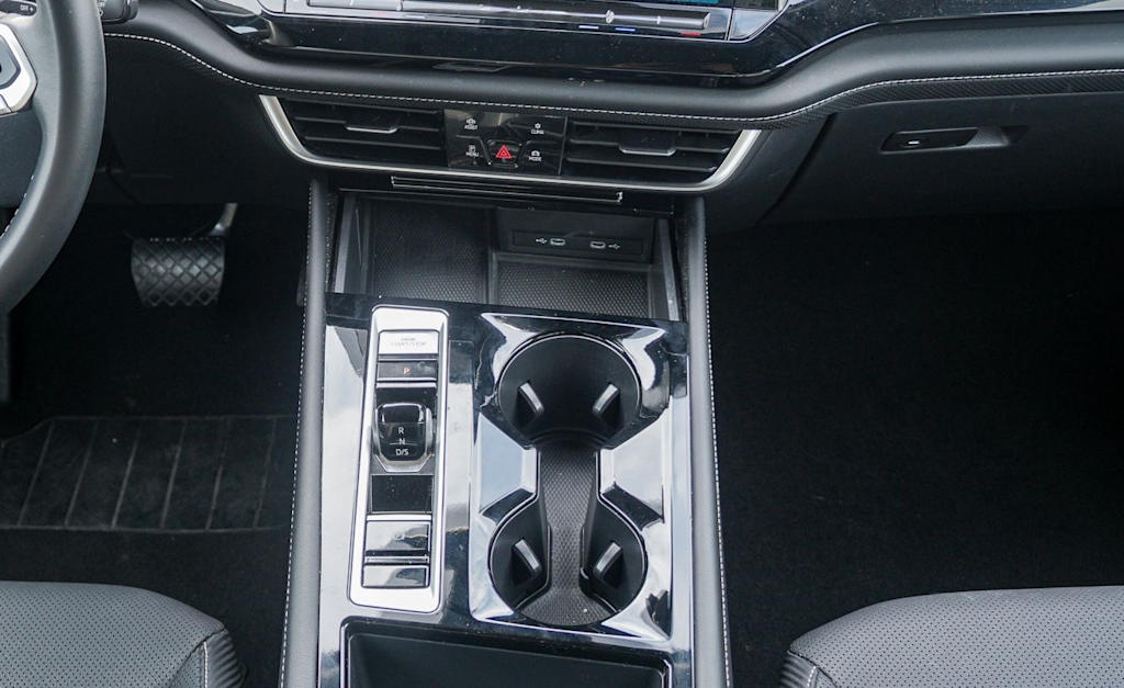 Thumbnail: 2024 Volkswagen Atlas - 28