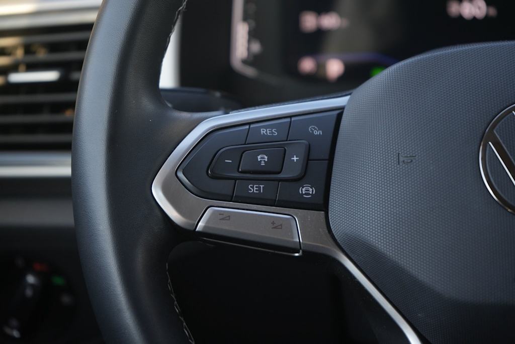 Thumbnail: 2022 Volkswagen Atlas - 23