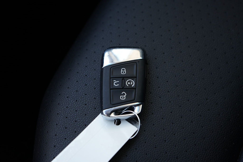 Thumbnail: 2022 Volkswagen Atlas - 19