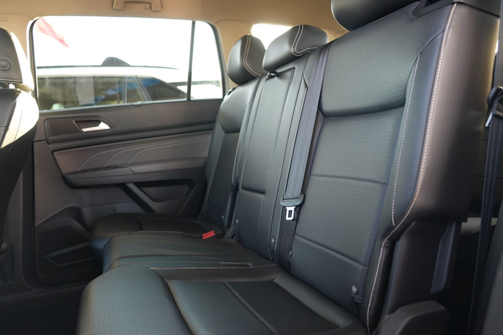 Thumbnail: 2022 Volkswagen Atlas - 21