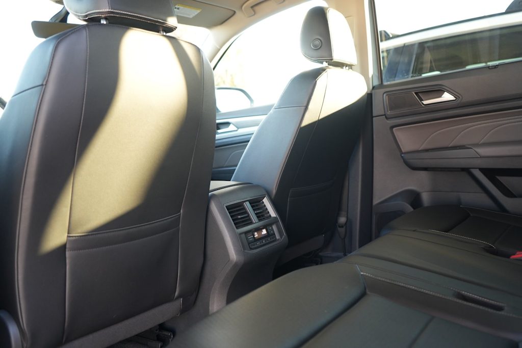 Thumbnail: 2022 Volkswagen Atlas - 13