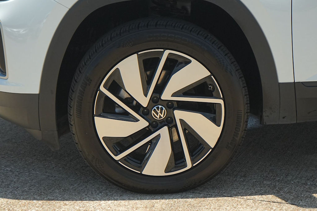 Thumbnail: 2025 Volkswagen Atlas - 8